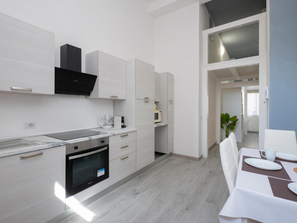 I Host Apartment - Neera 22 Милан Экстерьер фото